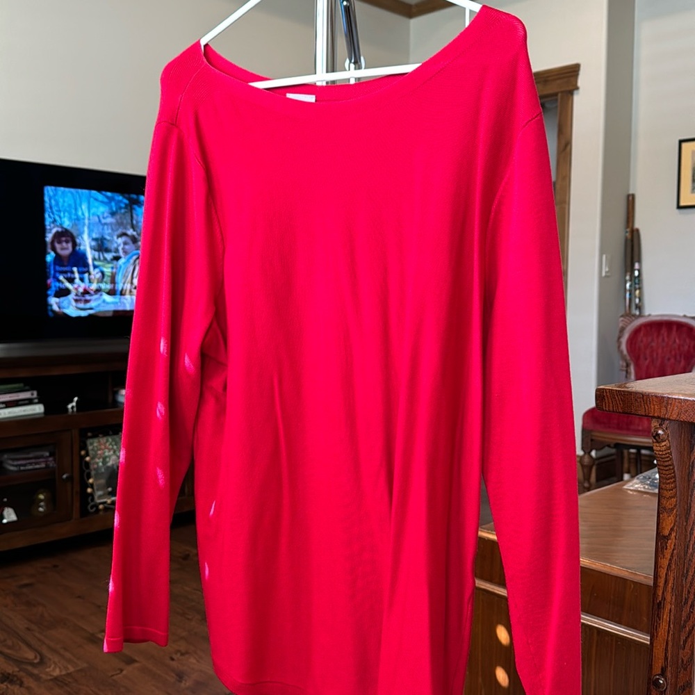 Round neck sweater
